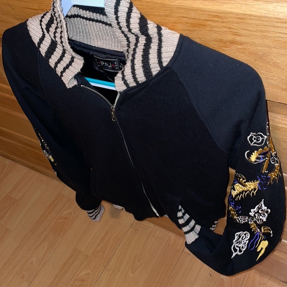 PsJ dragon jacket for Women. ๐ - Picture 4 of 11